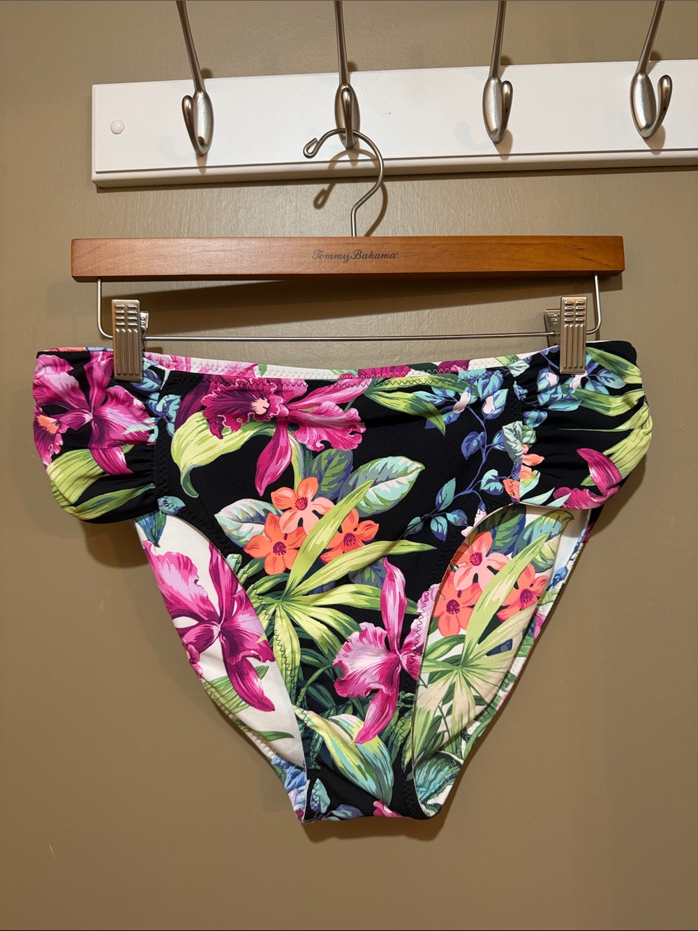 Tommy Bahama Coastal Gardens Rev HI Waist Bikini Bottom - SS200381